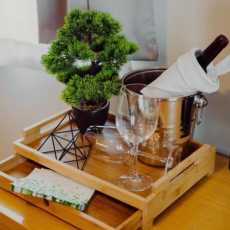 Hotel Bonsai นิเอมจา ภายนอก รูปภาพ